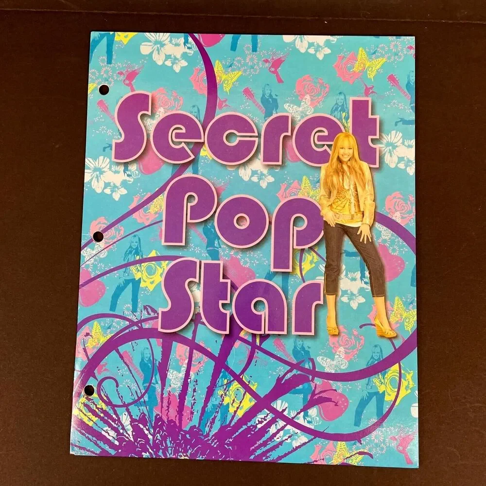 Disney Hannah Montana Secret Pop Star Pocket Folder For 3 Ring Binder Miley